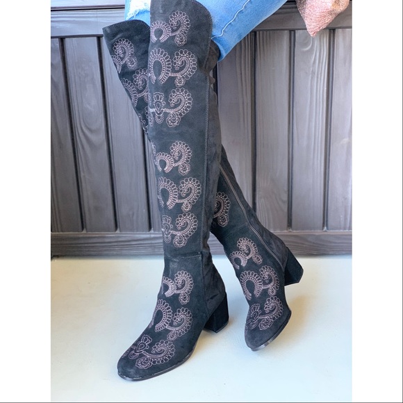 High Noon Embroidered Over the Knee Kitten Boot - Picture 5 of 8